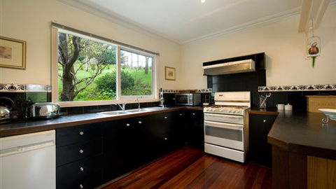 Chata Cottage - Daylesford - Accommodation 4U 0