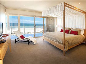 Adelaide Luxury Beach House - Accommodation 4U 1