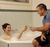 Adelaide Shores Resort - Accommodation 4U