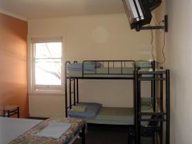 Backpack Oz And The Guest House - Accommodation 4U 1