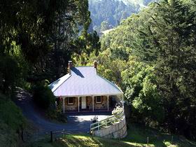 Bishops Adelaide Hills - Henry's - Accommodation 4U 0