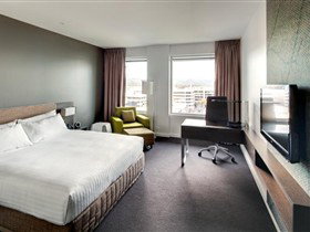 Crowne Plaza Adelaide - Accommodation 4U 1