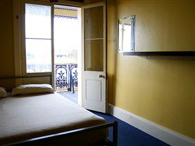 Glenelg Beach Hostel - Accommodation 4U 0