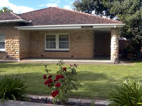 Hall Manor - Accommodation 4U 0
