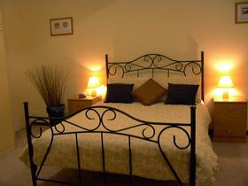 Hall Manor - Accommodation 4U 3
