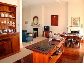 Adelaide SA Accommodation 4U