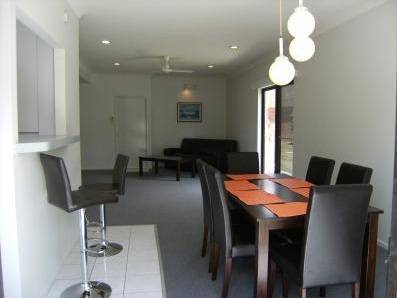 A Beach 'N Reef Motel - Accommodation 4U 2