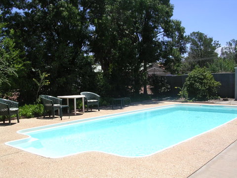 A-Line Motel - Accommodation 4U 3