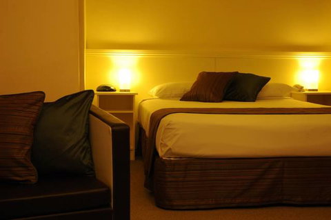 Atlantic Tower Motor Inn - Accommodation 4U 2