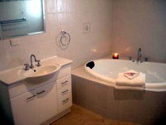 Barossa Vineyard Cottages - Accommodation 4U 1