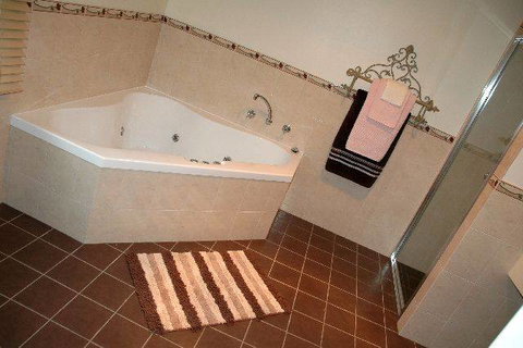Wombat Lodge - Accommodation 4U 1