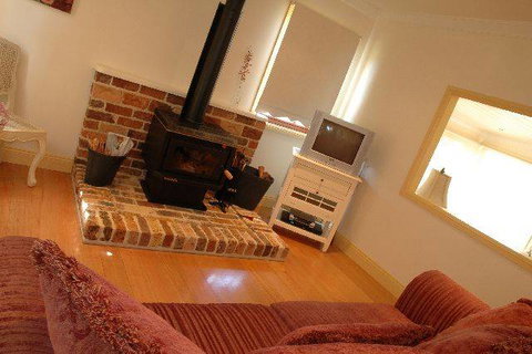 Wombat Lodge - Accommodation 4U 2