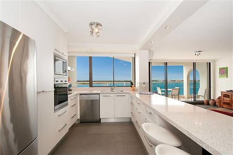 Beaconlea Tower Apartments - Accommodation 4U 0