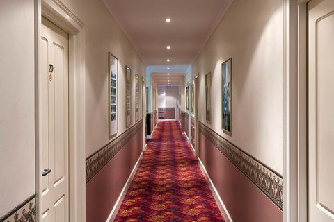 BEST WESTERN Ensenada Motor Inn & Suites - Accommodation 4U 2