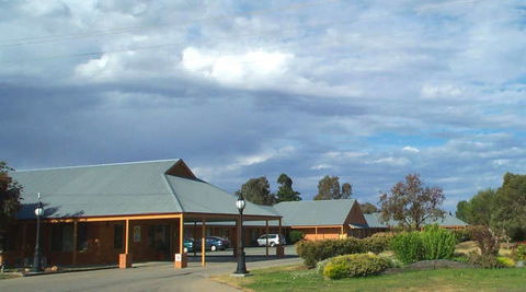 Bishop's Lodge Motor Inn - Accommodation 4U 0