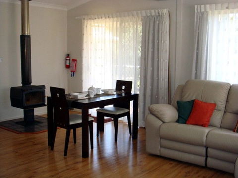Camelot Boutique Accommodation - Accommodation 4U 1
