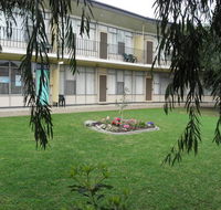 Capri Lodge Apartments - Accommodation 4U