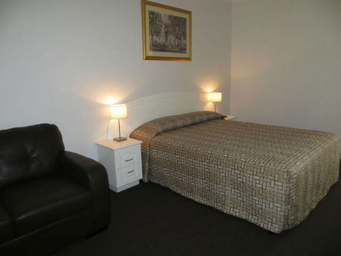 Charters Towers Heritage Lodge Motel - Accommodation 4U 3