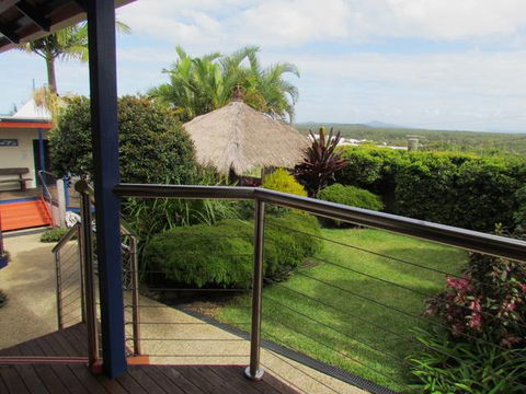 Club Yamba Luxury Hilltop Villas - Accommodation 4U 4