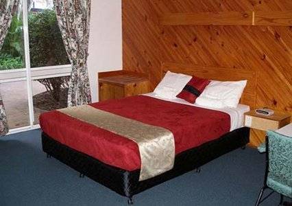 Comfort Inn Bert Hinkler - Accommodation 4U 0