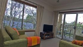 Amble Fern Studio - Accommodation 4U 3