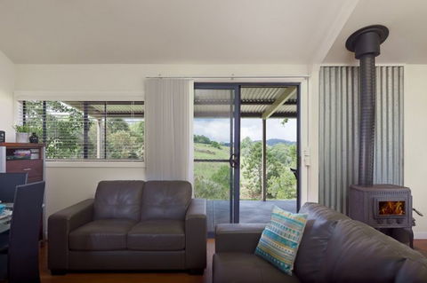Jacaranda Cottages - Accommodation 4U 3