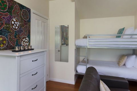 Jacaranda Cottages - Accommodation 4U 5