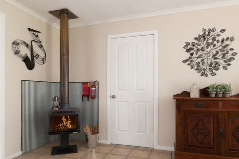 Jacaranda Cottages - Accommodation 4U 14