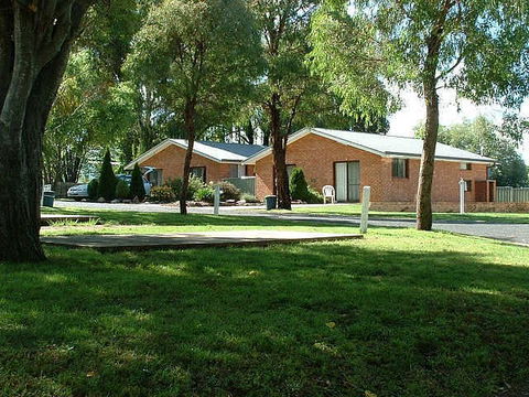 Fossicker Caravan Park - Accommodation 4U 2