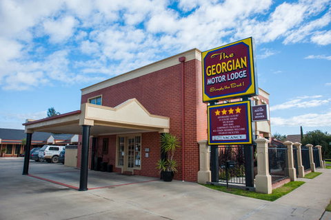 Georgian Motor Lodge - Accommodation 4U 1