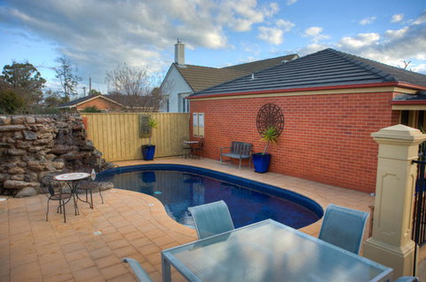 Georgian Motor Lodge - Accommodation 4U 2