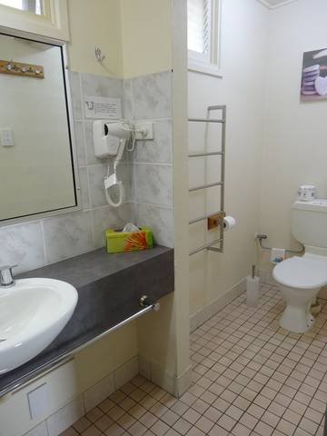 Gin Gin Central Motel - Accommodation 4U 3