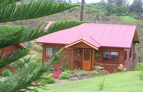 Jacaranda Park Holiday Cottages - Accommodation 4U 0
