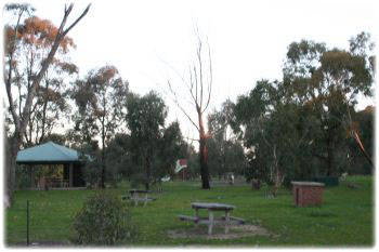 Lake Waranga Caravan Park & Holiday Camp - Accommodation 4U 1