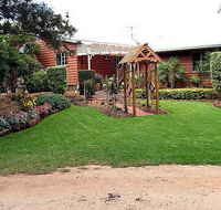 Mulanah Gardens BB Cottages/Wedding Venue - Accommodation 4U