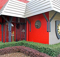 New England Motor Lodge - Accommodation 4U