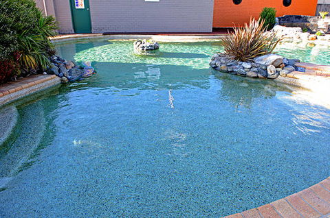New England Motor Lodge - Accommodation 4U 3