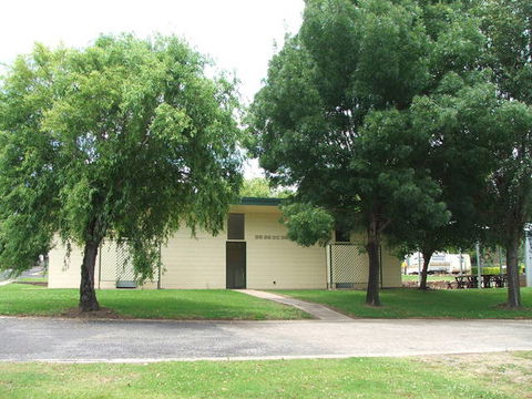 Poplar Caravan Park - Accommodation 4U 2