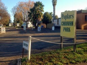 Poplars Caravan Park - Accommodation 4U 2