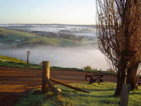 Balingup Heights Hilltop Forest Cottages - Accommodation 4U 4