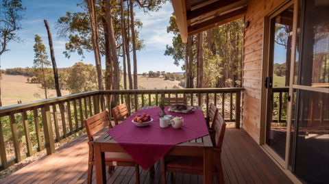 Balingup Heights Hilltop Forest Cottages - Accommodation 4U 11