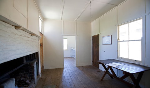 Brackens Cottage - Coolah - Accommodation 4U 1