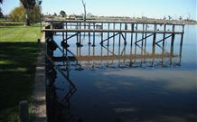 DC On The Lake - Accommodation 4U 4