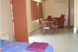 Rockingham Holiday Village - Accommodation 4U 2