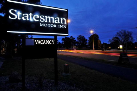 Statesman Motor Inn - Accommodation 4U 3