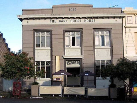 The Bank Guesthouse - Accommodation 4U 1