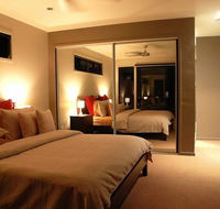 The Long Weekend Retreat - Accommodation 4U