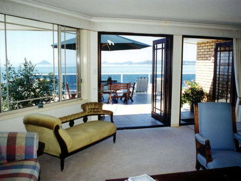 The Mitchells Waterfront Bed & Breakfast - Accommodation 4U 1