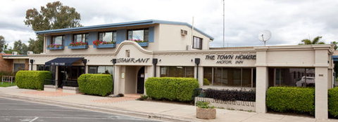 The Town House Motor Inn - Sundowner Goondiwindi - Accommodation 4U 1