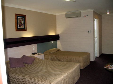The Vines Motel & Cottages - Accommodation 4U 3